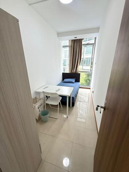 The Lakeshore, 31 Jurong West Street 41, Boon Lay / Jurong / Tuas, Room Rental, 70 sqft, Condominium For Rent, by Sean Ong, 500150856 - Bedroom - PropertyGuru.com.sg