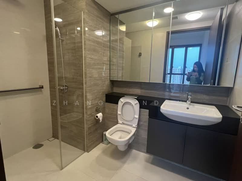 Park Place Residences, 2 Paya Lebar Road, 2 Bedrooms, 667 sqft, Condominium For Rent, by Zhang Dandan, 500150860 - Bathroom - PropertyGuru.com.sg