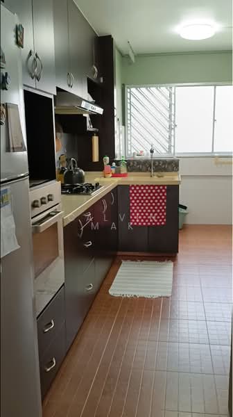 407 Sin Ming Avenue, 407 Sin Ming Avenue, 2 Bedrooms, 689 sqft, HDB Flat For Sale, by Calvin Mak, 500150863 - Kitchen - 02 - PropertyGuru.com.sg