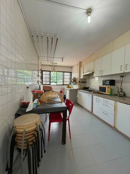 512 Ang Mo Kio Avenue 8, 512 Ang Mo Kio Avenue 8, 3 Bedrooms, 1,001 sqft, HDB Flat For Sale, by Zayne Ang, 500150868 - Kitchen - PropertyGuru.com.sg