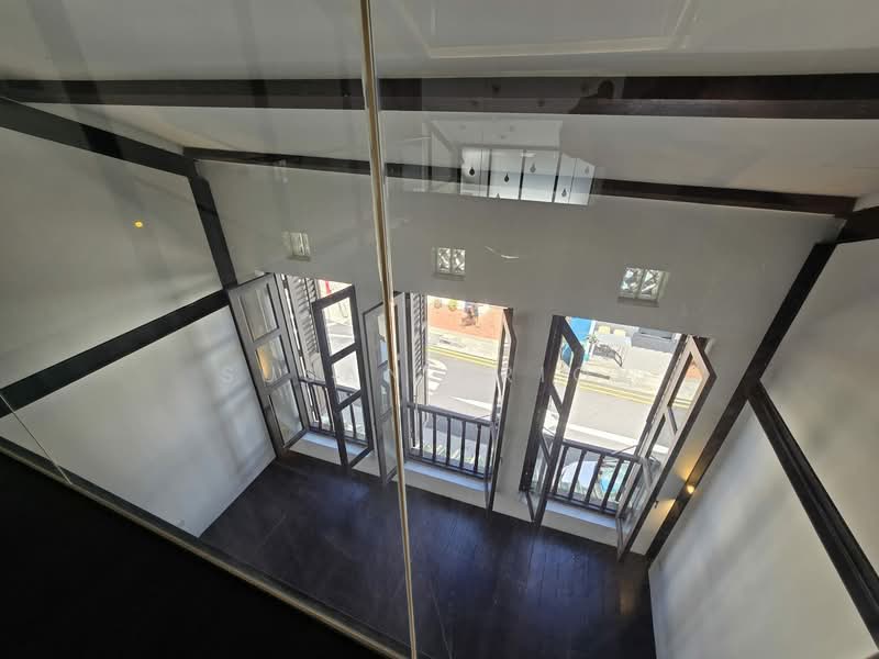 BLAIR Plain - Essential Shophome Style!, Blair Road, Spottiswoode Park Road, 2 Bedrooms, 1,975 sqft, Conservation House For Sale, by Susan Prior, 500150872 - Balcony - PropertyGuru.com.sg