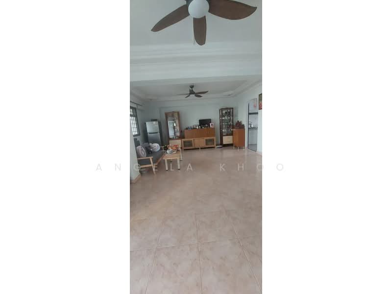 351 Woodlands Avenue 1, 351 Woodlands Avenue 1, Room Rental, 200 sqft, HDB Flat For Rent, by Angela Khoo, 500150878 - Living Room - PropertyGuru.com.sg