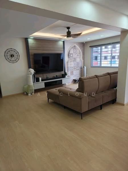 727 Jurong West Avenue 5, 727 Jurong West Avenue 5, 3 Bedrooms, 1,302 sqft, HDB Flat For Sale, by Kay Cloud, 500150882 - PropertyGuru.com.sg