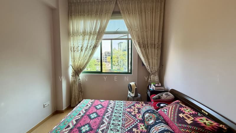 Signature Park, 56 Toh Tuck Road, 3 Bedrooms, 1,399 sqft, Condominium For Sale, by Wan Yen Yen, 500150885 - Bedroom - PropertyGuru.com.sg