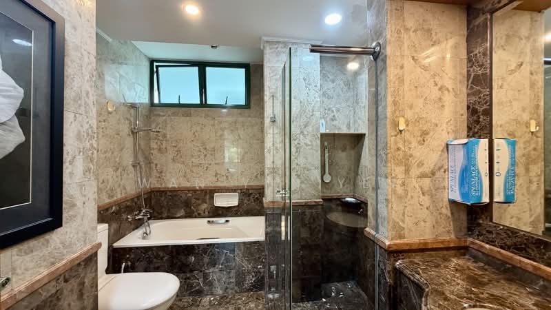 Signature Park, 56 Toh Tuck Road, 3 Bedrooms, 1,399 sqft, Condominium For Sale, by Wan Yen Yen, 500150885 - Bathroom - PropertyGuru.com.sg
