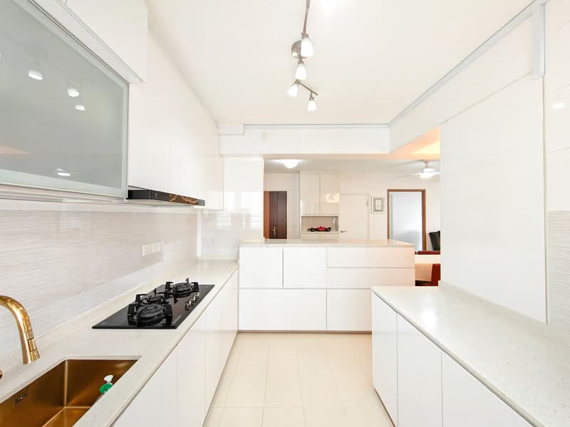 409B Northshore Drive, 409B Northshore Drive, 3 Bedrooms, 1,012 sqft, HDB Flat For Sale, by Aiman Roza, 500150893 - Kitchen - PropertyGuru.com.sg