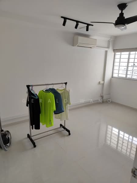 446 Tampines Street 42, 446 Tampines Street 42, Room Rental, 160 sqft, HDB Flat For Rent, by Gerald Wang, 500150896 - Interior - PropertyGuru.com.sg