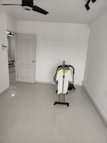 446 Tampines Street 42, 446 Tampines Street 42, Room Rental, 160 sqft, HDB Flat For Rent, by Gerald Wang, 500150896 - Interior - PropertyGuru.com.sg