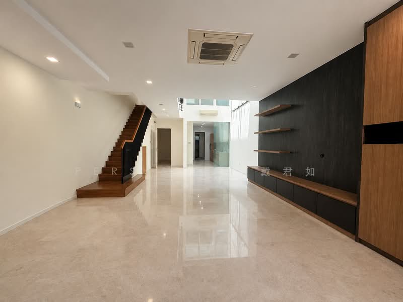 Springside Avenue, , 6 Bedrooms, 4,000 sqft, Terraced House For Sale, by Persis Tai 戴君如, 500150926 - Living Room - PropertyGuru.com.sg