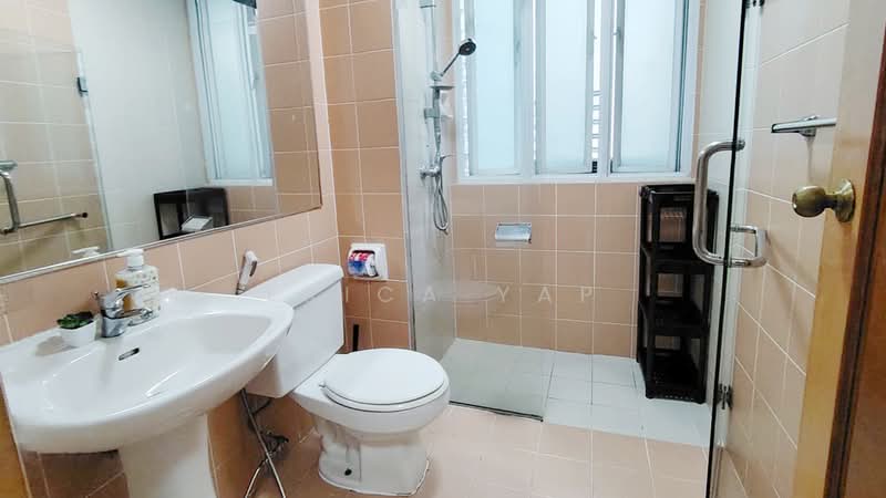 The Huntington, 190 Moulmein Road, Room Rental, 100 sqft, Condominium For Rent, by Erica Yap, 500150943 - Bathroom - PropertyGuru.com.sg