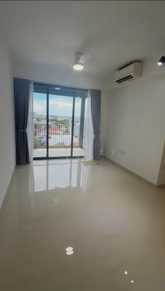 The Florence Residences, 93 Hougang Avenue 2, 3 Bedrooms, 936 sqft, Condominium For Rent, by Shirley Lim, 500150945 - Balcony - PropertyGuru.com.sg