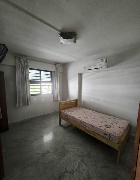 307 Shunfu Road, 307 Shunfu Road, 2 Bedrooms, 721 sqft, HDB Flat For Rent, by Skyes Pan, 500150956 - Bedroom - PropertyGuru.com.sg