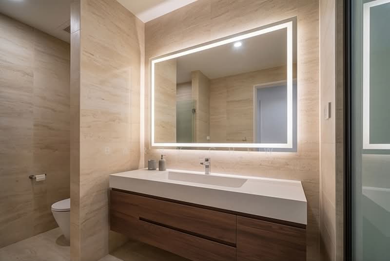 Sunbird Road, , 6 Bedrooms, 4,500 sqft, Terraced House For Sale, by Barry Chew, 500150966 - Bathroom - PropertyGuru.com.sg