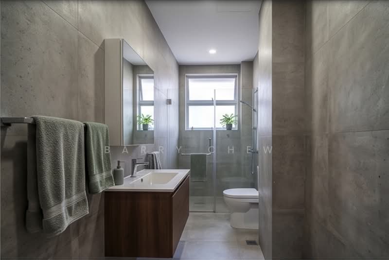 Sunbird Road, , 6 Bedrooms, 4,500 sqft, Terraced House For Sale, by Barry Chew, 500150966 - Bathroom - PropertyGuru.com.sg