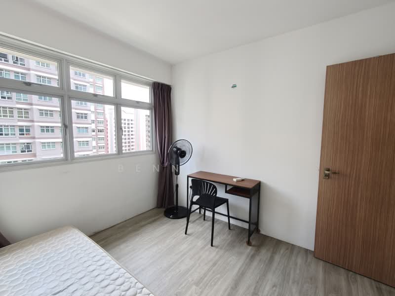 452A Bukit Batok West Avenue 6, 452A Bukit Batok West Avenue 6, 3 Bedrooms, 1,001 sqft, HDB Flat For Rent, by Benny Tay, 500150979 - Bedroom - PropertyGuru.com.sg