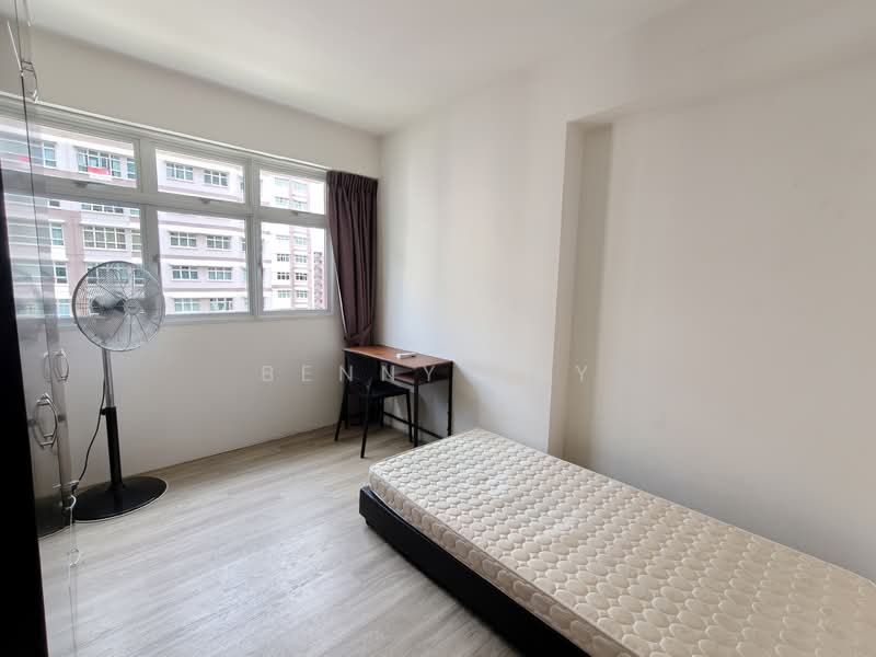 452A Bukit Batok West Avenue 6, 452A Bukit Batok West Avenue 6, 3 Bedrooms, 1,001 sqft, HDB Flat For Rent, by Benny Tay, 500150979 - Bedroom - PropertyGuru.com.sg