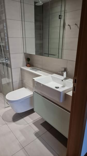 1953, 1 Tessensohn Road, Room Rental, 140 sqft, Apartment For Rent, by Priscilla Lee, 500150995 - Bathroom - PropertyGuru.com.sg