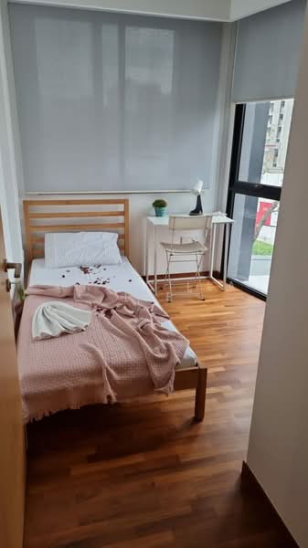 1953, 1 Tessensohn Road, Room Rental, 140 sqft, Apartment For Rent, by Priscilla Lee, 500150995 - Bedroom - PropertyGuru.com.sg