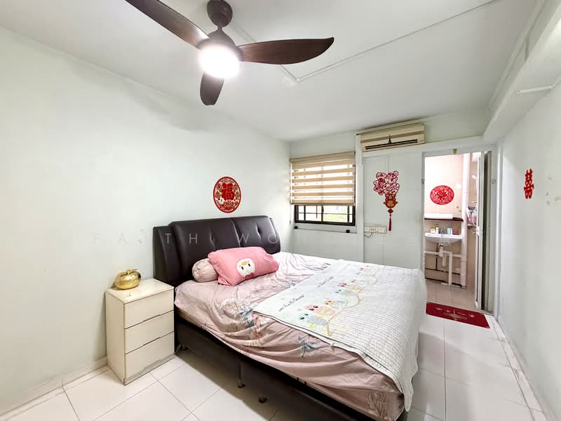 456 Jurong West Street 41, 456 Jurong West Street 41, 2 Bedrooms, 721 sqft, HDB Flat For Sale, by Faith Wong 王蕙蕙, 500151001 - Bedroom - PropertyGuru.com.sg