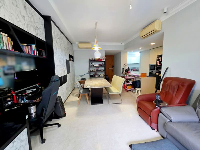 The Centris, 79 Jurong West Central 3, 3 Bedrooms, 1,066 sqft, Apartment For Sale, by Kent Tan, 500151018 - Living Room - PropertyGuru.com.sg