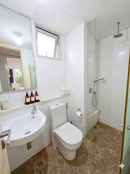 The Centris, 79 Jurong West Central 3, 3 Bedrooms, 1,066 sqft, Apartment For Sale, by Kent Tan, 500151018 - Bathroom - PropertyGuru.com.sg