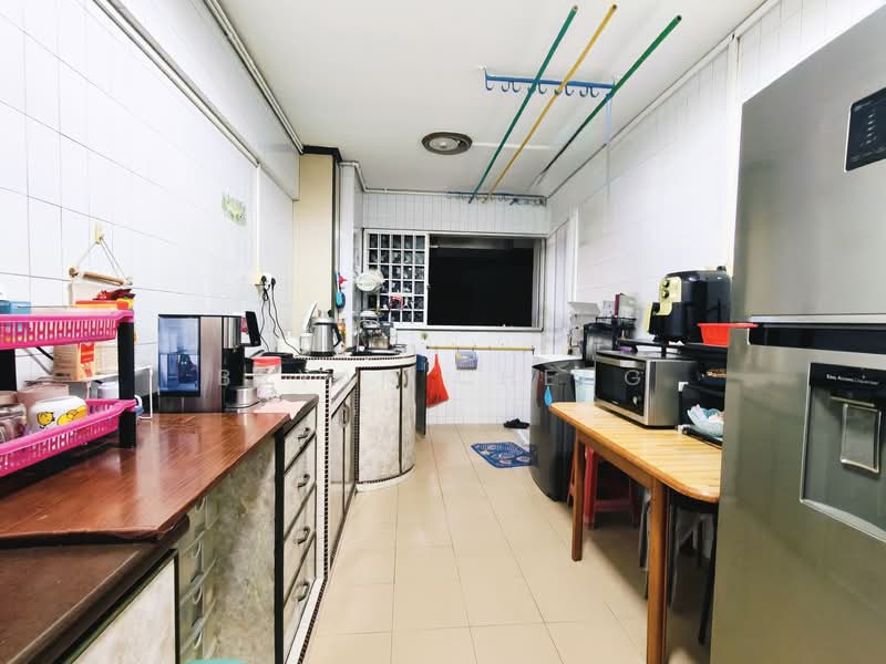 403 Fajar Road, 403 Fajar Road, Room Rental, 200 sqft, HDB Flat For Rent, by Bryan Cheng, 500151024 - Kitchen - PropertyGuru.com.sg