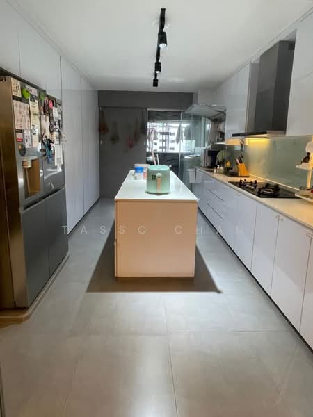 527 Jelapang Road, 527 Jelapang Road, 3 Bedrooms, 1,302 sqft, HDB Flat For Sale, by Tasso Chan, 500151033 - Kitchen - PropertyGuru.com.sg