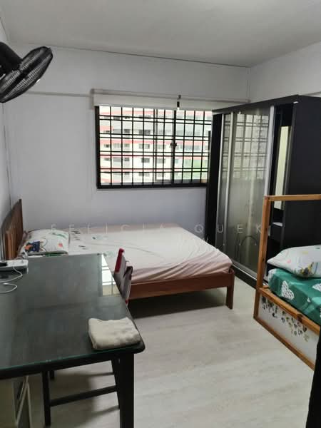431 Jurong West Avenue 1, 431 Jurong West Avenue 1, Room Rental, 100 sqft, HDB Flat For Rent, by Felicia Quek (郭慧芬) Hwee Hoon, 500151050 - Bedroom - PropertyGuru.com.sg