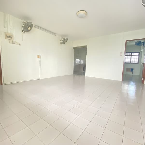 28 Marsiling Drive, 28 Marsiling Drive, 3 Bedrooms, 1,044 sqft, HDB Flat For Sale, by Vincent Tay, 500151073 - Living room - PropertyGuru.com.sg