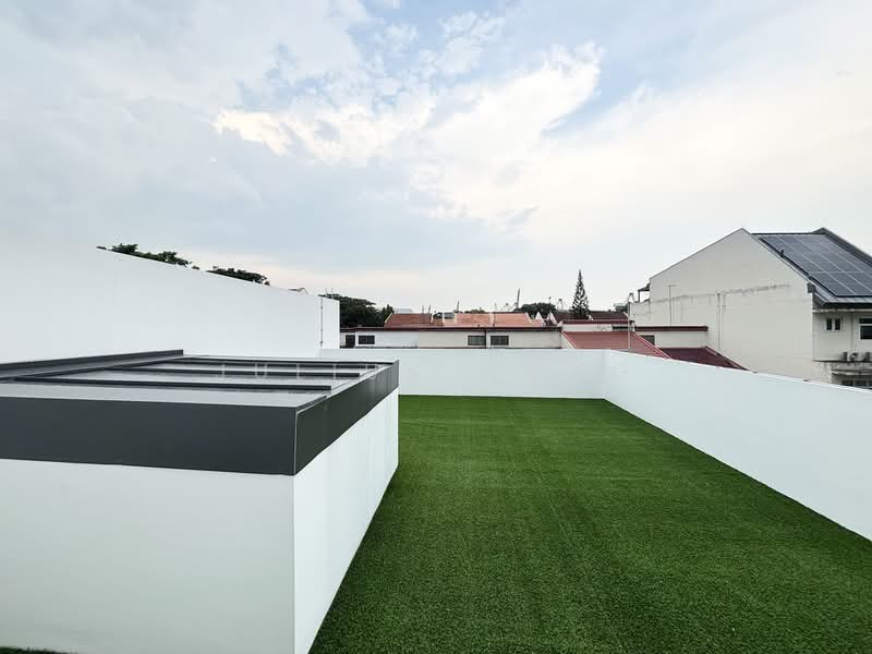 West Coast Road, West Coast Road, 6 Bedrooms, 5,022 sqft, Corner Terrace For Sale, by Julius Wong, 500151075 - Roof Terrace - PropertyGuru.com.sg