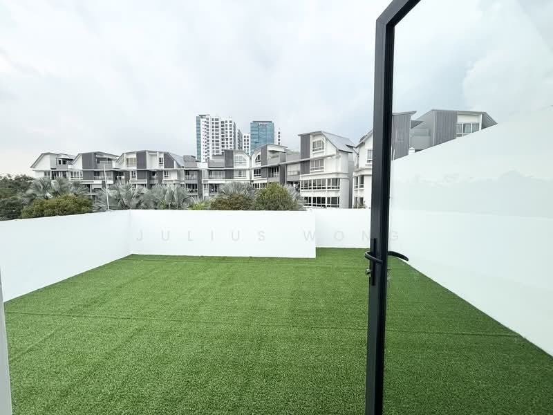 West Coast Road, West Coast Road, 6 Bedrooms, 5,022 sqft, Corner Terrace For Sale, by Julius Wong, 500151075 - Roof Terrace - PropertyGuru.com.sg