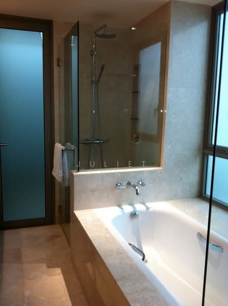 The Berth by the Cove, 216 Ocean Drive, 4 Bedrooms, 3,089 sqft, Condominium For Sale, by Juliet Stannard, 500151076 - Bathroom - PropertyGuru.com.sg
