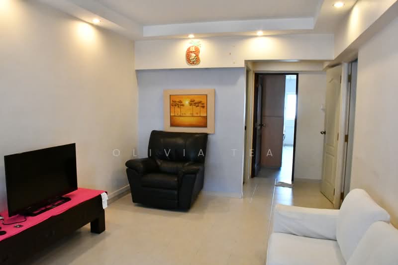 263 Tampines Street 21, 263 Tampines Street 21, 2 Bedrooms, 800 sqft, HDB Flat For Sale, by Olivia Tea, 500151077 - Living Room - PropertyGuru.com.sg