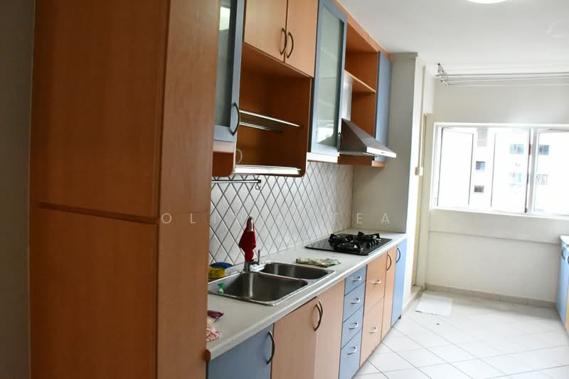 263 Tampines Street 21, 263 Tampines Street 21, 2 Bedrooms, 800 sqft, HDB Flat For Sale, by Olivia Tea, 500151077 - Kitchen - PropertyGuru.com.sg