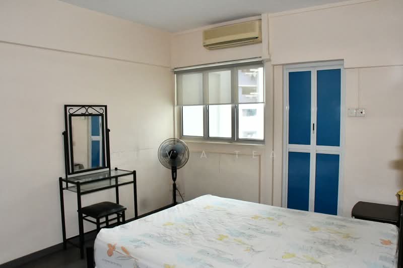 263 Tampines Street 21, 263 Tampines Street 21, 2 Bedrooms, 800 sqft, HDB Flat For Sale, by Olivia Tea, 500151077 - Bedroom - PropertyGuru.com.sg
