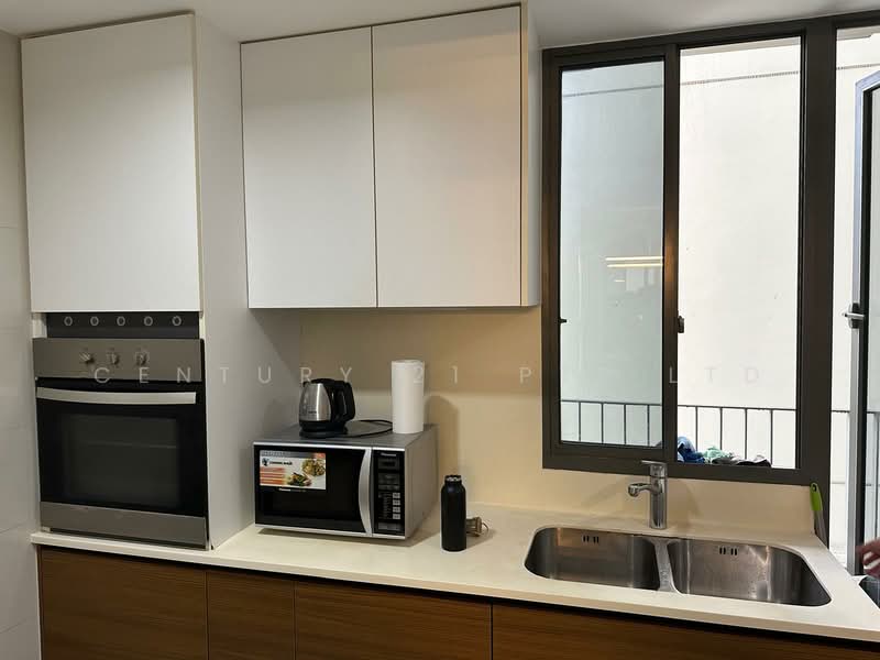 Miltonia Residences, 526 Miltonia Close, 3 Bedrooms, 1,173 sqft, Condominium For Rent, by SHERRY SHEN, 500151081 - Kitchen - PropertyGuru.com.sg