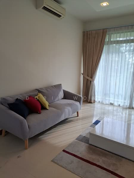 The Raintree, 95 Bukit Drive, 3 Bedrooms, 1,198 sqft, Condominium For Rent, by Doris Wong, 500151121 - Living Room - PropertyGuru.com.sg