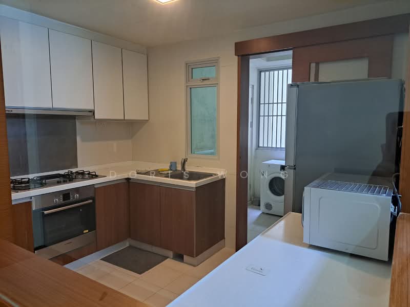 The Raintree, 95 Bukit Drive, 3 Bedrooms, 1,198 sqft, Condominium For Rent, by Doris Wong, 500151121 - Kitchen - PropertyGuru.com.sg