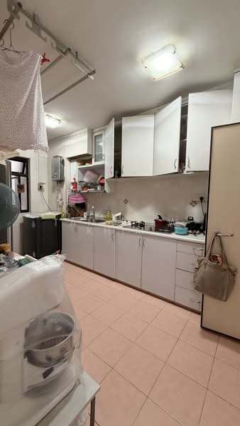 461 Clementi Avenue 3, 461 Clementi Avenue 3, Room Rental, 200 sqft, HDB Flat For Rent, by Tan Siew Khim, 500151122 - Kitchen - PropertyGuru.com.sg