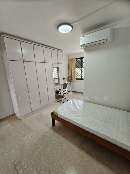 922 Jurong West Street 92, 922 Jurong West Street 92, 3 Bedrooms, 1,180 sqft, HDB Flat For Rent, by Zheng Ronghua 郑荣华, 500151139 - Bedroom - PropertyGuru.com.sg