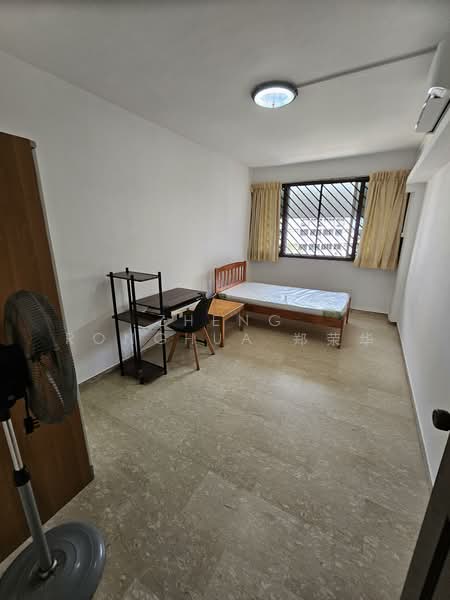 922 Jurong West Street 92, 922 Jurong West Street 92, 3 Bedrooms, 1,180 sqft, HDB Flat For Rent, by Zheng Ronghua 郑荣华, 500151139 - Bedroom - PropertyGuru.com.sg