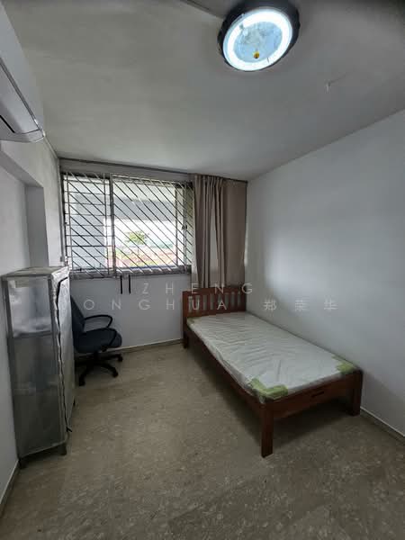 922 Jurong West Street 92, 922 Jurong West Street 92, 3 Bedrooms, 1,180 sqft, HDB Flat For Rent, by Zheng Ronghua 郑荣华, 500151139 - Bedroom - PropertyGuru.com.sg