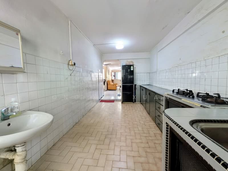 208 Yishun Street 21, 208 Yishun Street 21, 3 Bedrooms, 1,001 sqft, HDB Flat For Sale, by Ong Jia Xuan, 500151158 - Kitchen - PropertyGuru.com.sg
