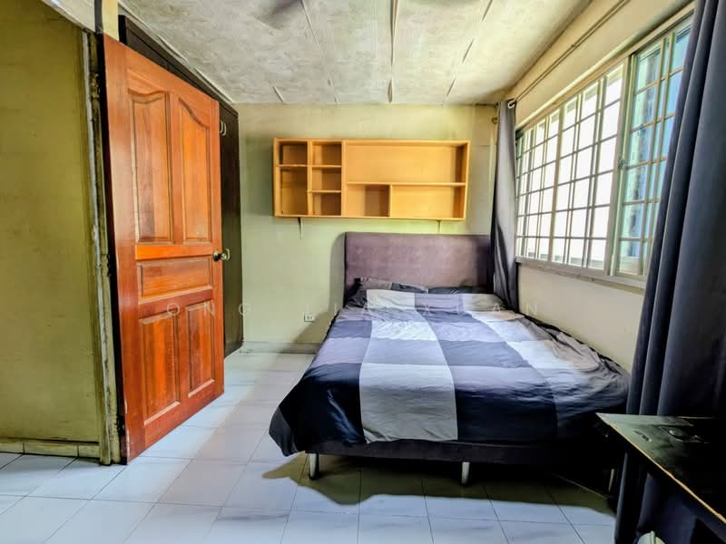 208 Yishun Street 21, 208 Yishun Street 21, 3 Bedrooms, 1,001 sqft, HDB Flat For Sale, by Ong Jia Xuan, 500151158 - Bedroom - PropertyGuru.com.sg
