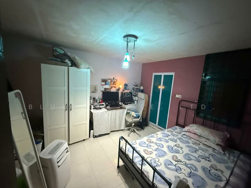 480 Segar Road, 480 Segar Road, 3 Bedrooms, 979 sqft, HDB Flat For Sale, by JOREEN LIM, 500151173 - Bedroom - PropertyGuru.com.sg
