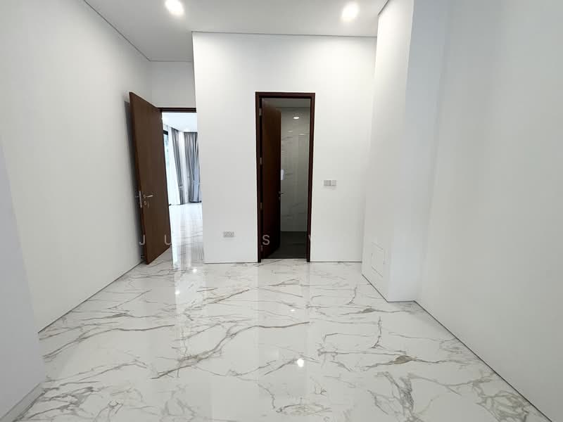 West Coast road, , 6 Bedrooms, 5,022 sqft, Corner Terrace For Rent, by Julius Wong, 500151178 - Interior - PropertyGuru.com.sg