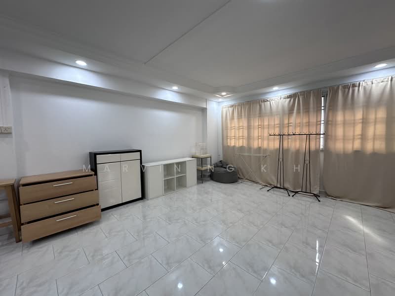 291 Choa Chu Kang Avenue 3, 291 Choa Chu Kang Avenue 3, 3 Bedrooms, 1,119 sqft, HDB Flat For Rent, by Marvin Ng K H, 500151180 - Living Room - PropertyGuru.com.sg