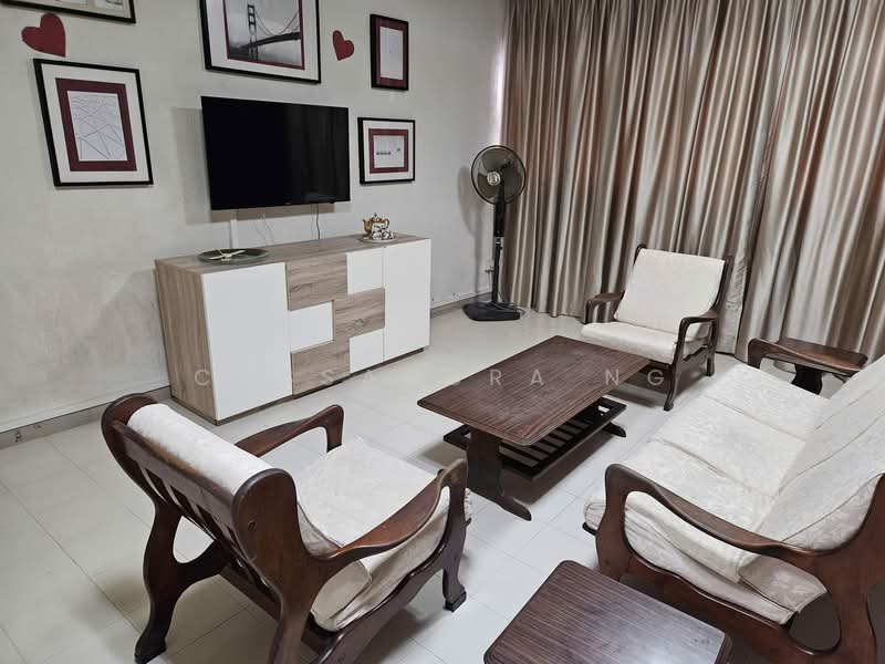 911 Tampines Street 91, 911 Tampines Street 91, 3 Bedrooms, 1,119 sqft, HDB Flat For Rent, by Cassandra Ng, 500151181 - Living Room - PropertyGuru.com.sg
