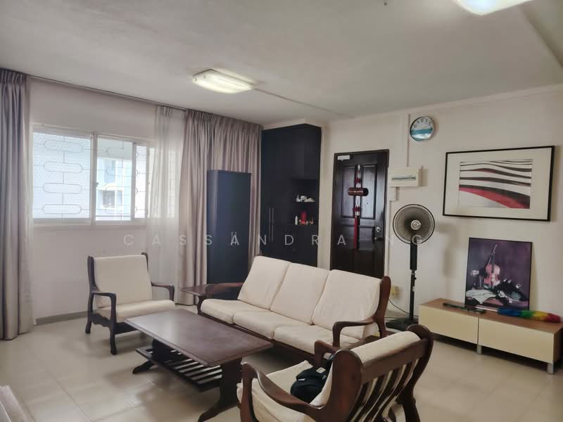 911 Tampines Street 91, 911 Tampines Street 91, 3 Bedrooms, 1,119 sqft, HDB Flat For Rent, by Cassandra Ng, 500151181 - Living Room - PropertyGuru.com.sg