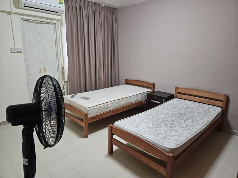 911 Tampines Street 91, 911 Tampines Street 91, 3 Bedrooms, 1,119 sqft, HDB Flat For Rent, by Cassandra Ng, 500151181 - Bedroom - PropertyGuru.com.sg